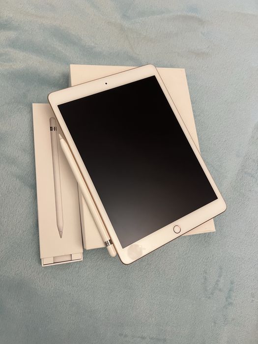 Продаю Ipad 7 с apple pencil
