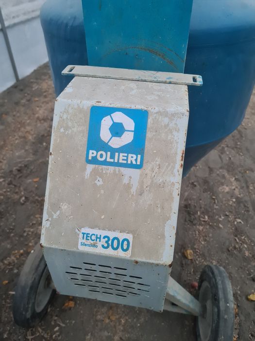 Betonieră mare silentioasa profesională Polieri-300 L+vibrator beton.