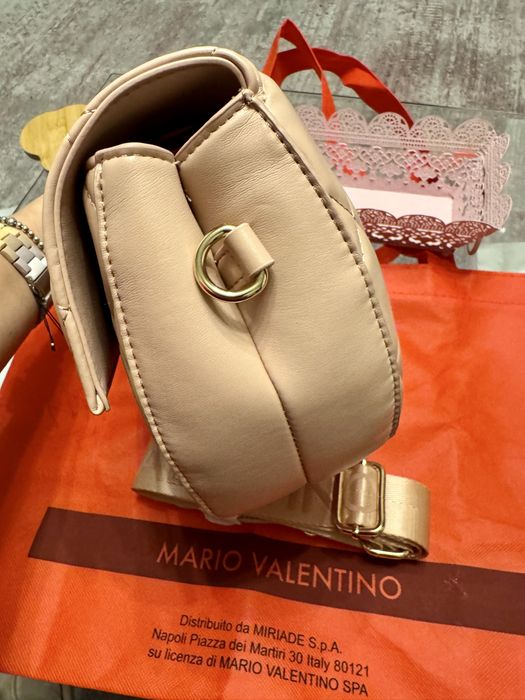 Geanta Valentino noua