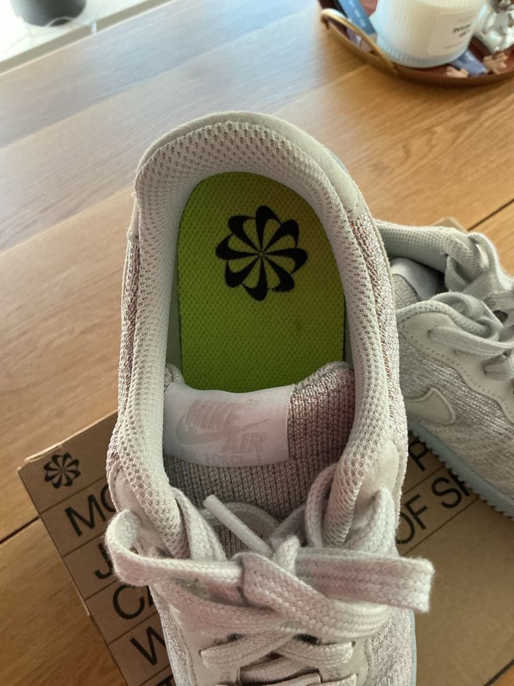 Маратонки Nike AIR FORCE 1