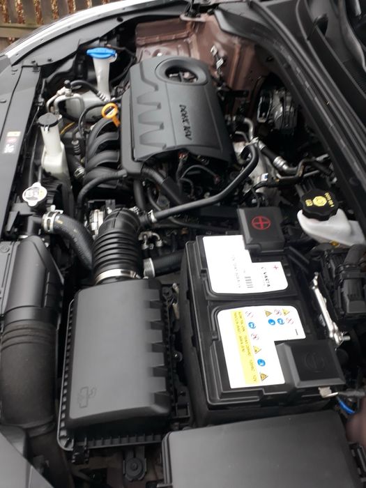 Kia Ceed 2019. Бензин 1.4 с газова уредба.
