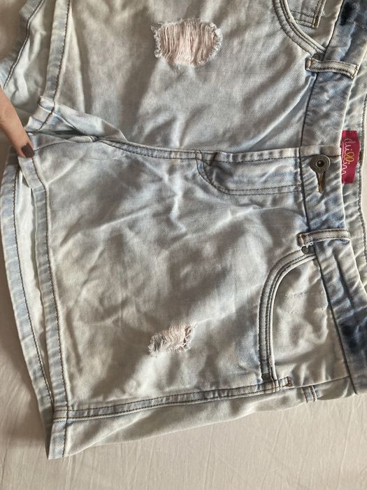 Pantaloni scurti L