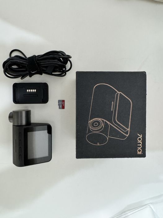Видеорегистратор Xiaomi 70mai с GPS