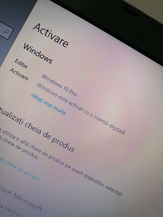 Instalez Windows  cu licența și toate driverele necesare