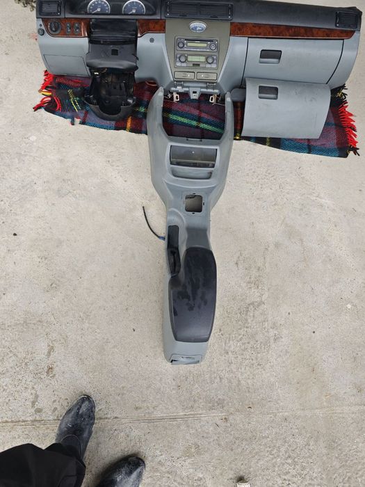 bar hammasi joy joyida