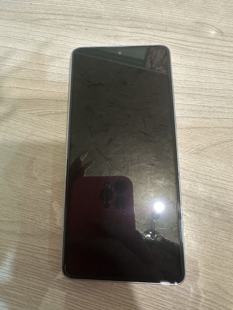 Продам Samsung A73 5G