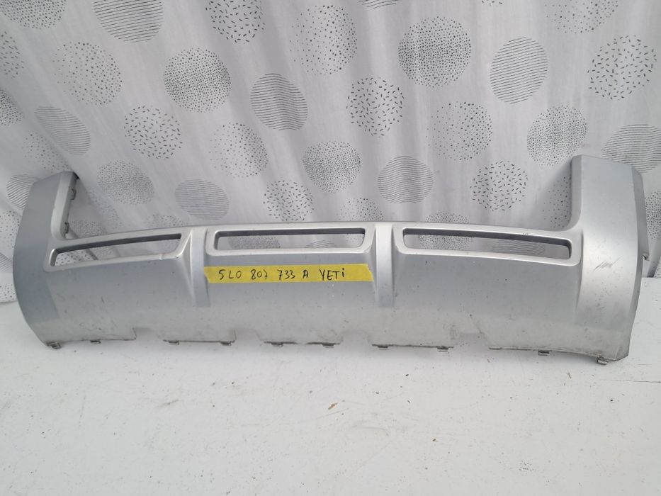 Грил решетка броня Skoda Yeti