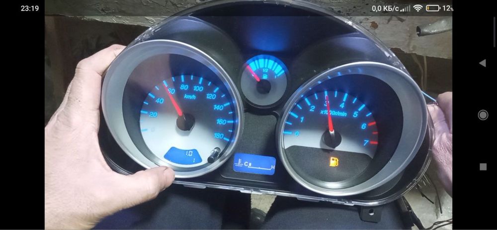 Matiz tablo sotiladi. Продается панель от авто Матиз.