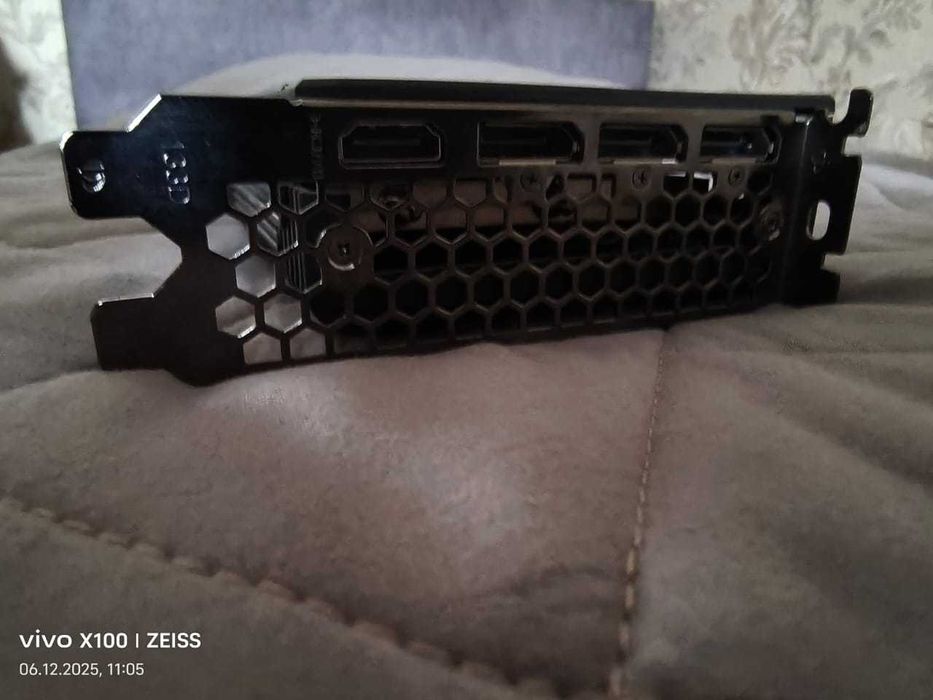 Продам видеокарту rtx 3050