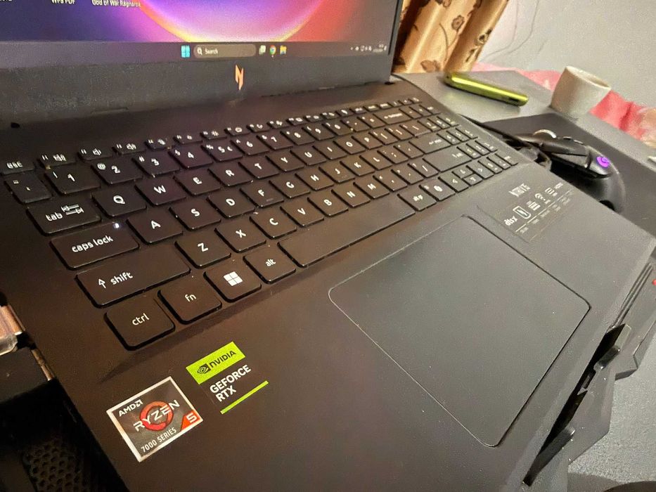 Laptop Acer Nitro V15  Ryzen 5 7535HS, RTX 4050, 16GB RAM, 512GB SSD