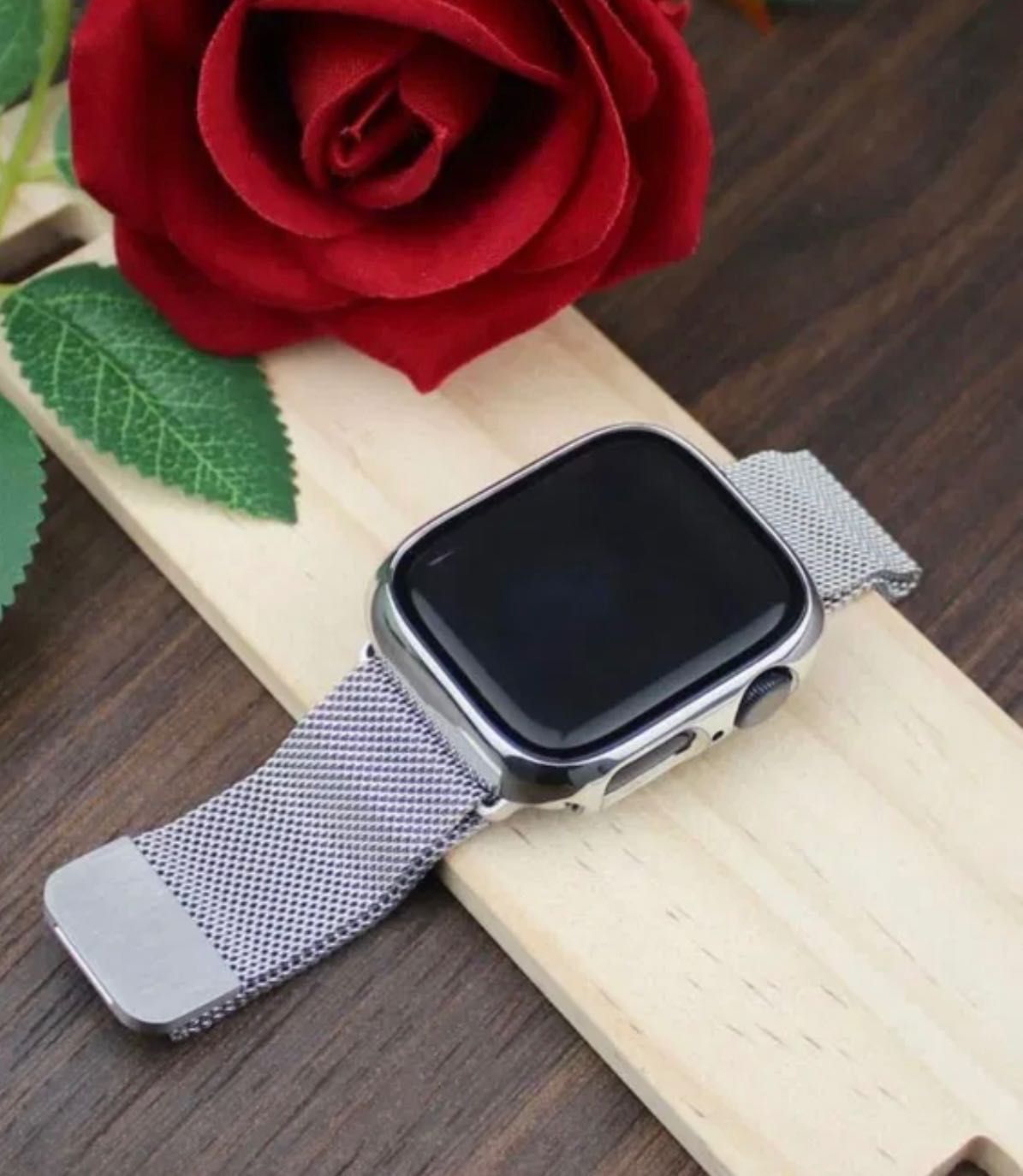 Метална Верижка с предпазен Калъф за Apple Watch Series 9 41mm