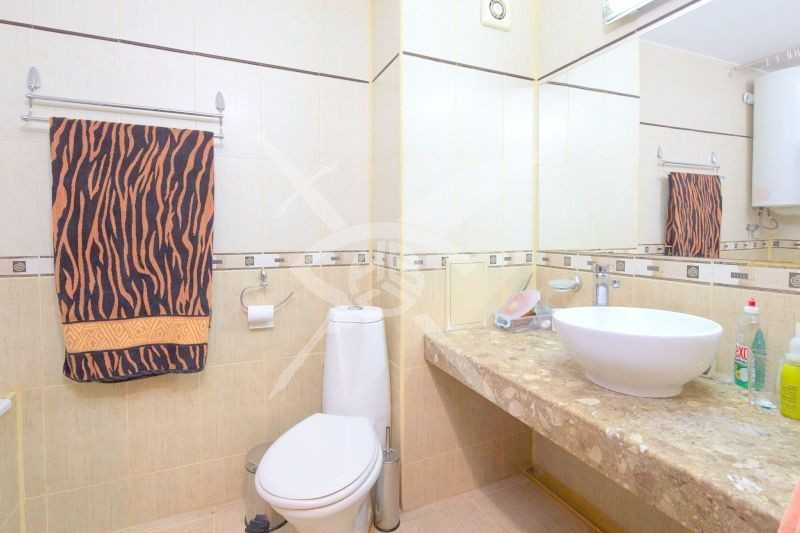 Продава се Двустаен апартамент в к.к. Слънчев бряг - 74 кв.м за 1900 €/кв.м - Снимка #3