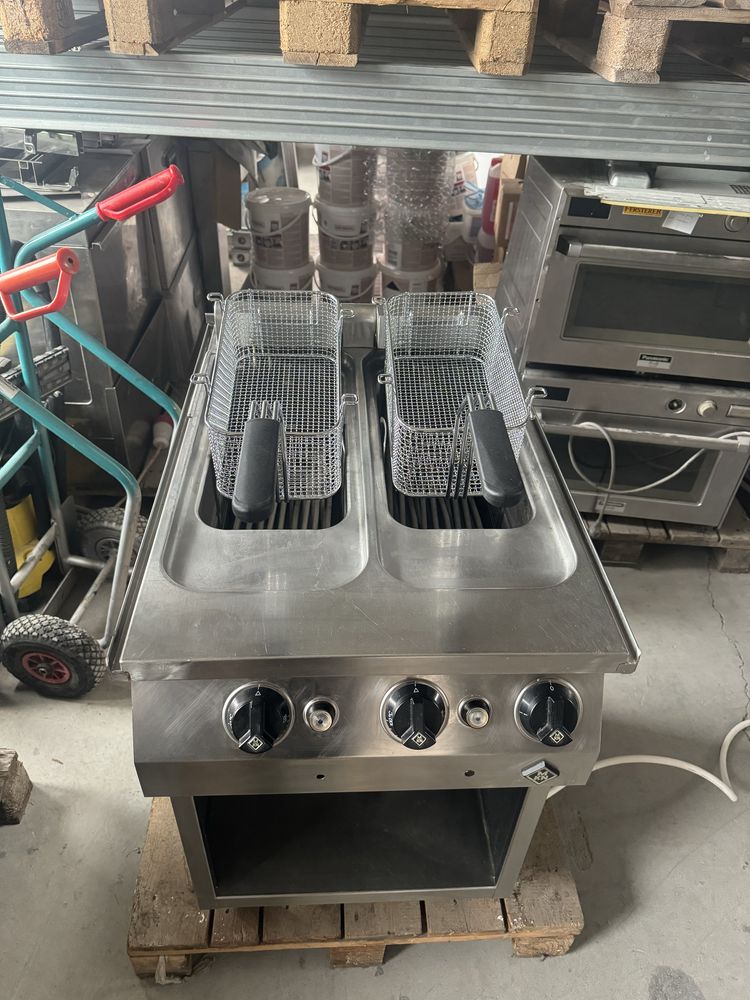 Немски фритюрник MKN 2х10 л  20 kw