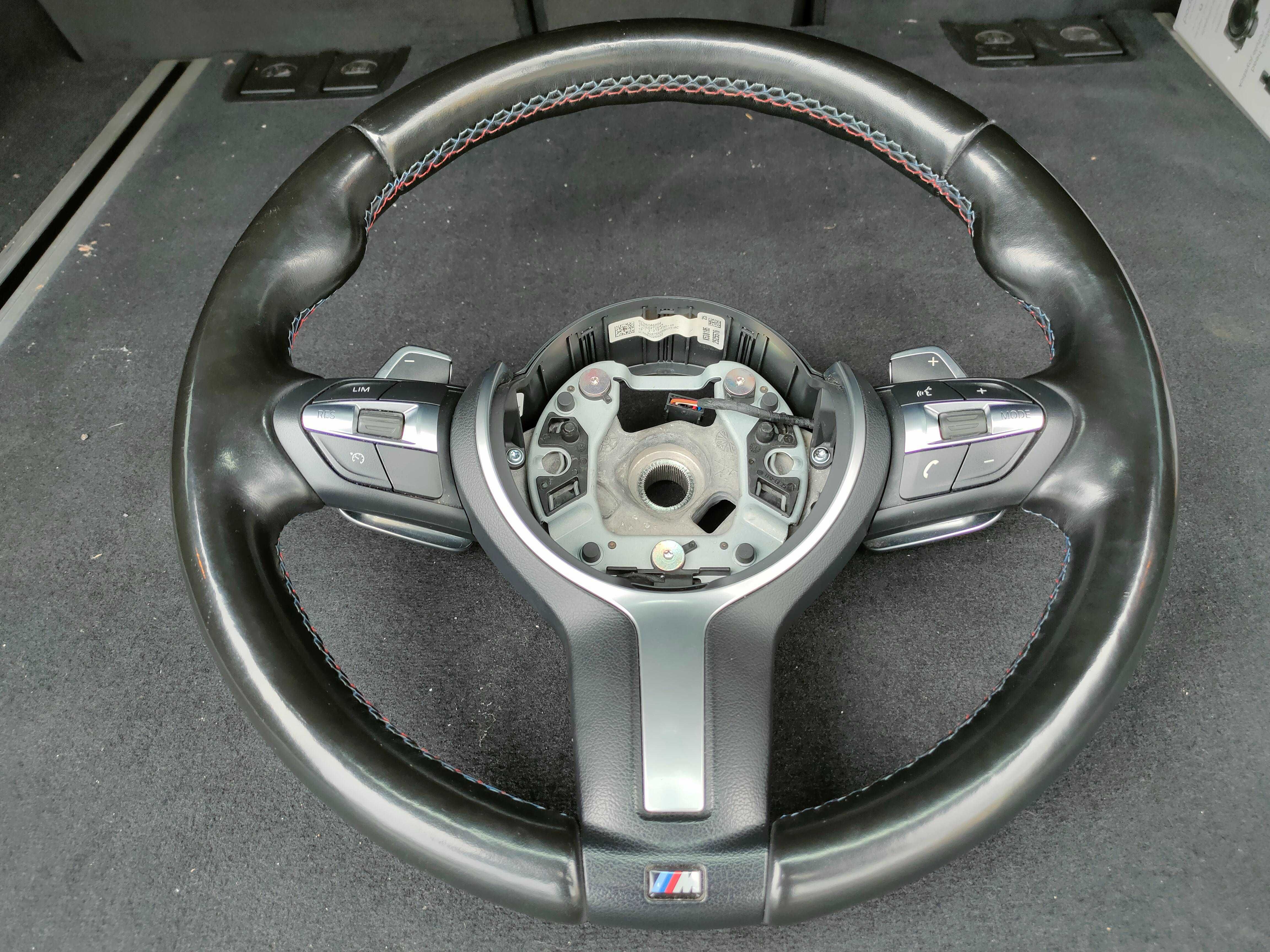 М волан с пера , подгрев и вибрация за BMW F06 F07 F10 F11 F12 F13