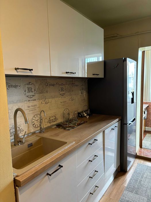 Apartament 3 camere decomandat, 55 mp, utilat complet | Micro 17 Et. 4