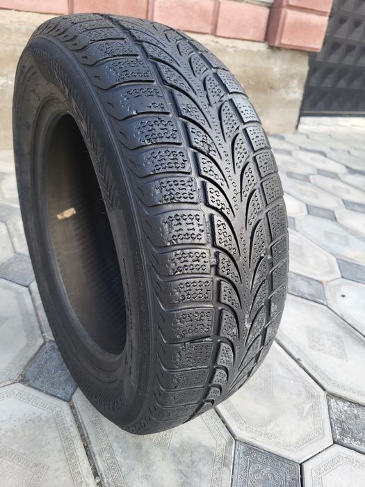 Продам зимнею шину одиночку NOKIAN  185/65/14 в хорошом состояние