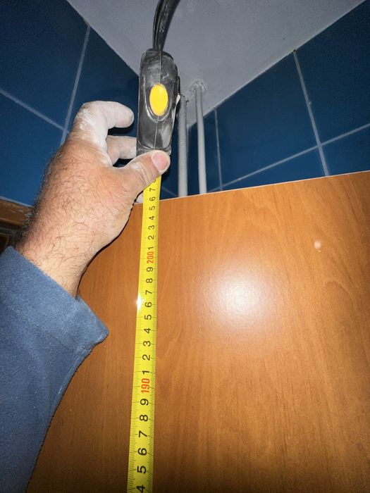 Vand doua usi utilizate aproape noi