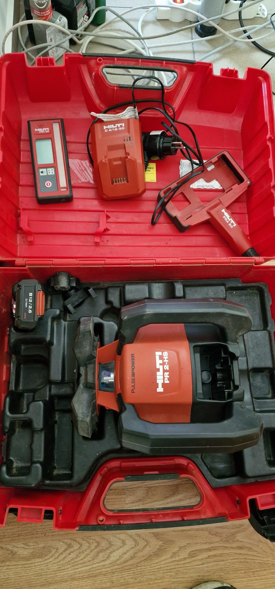 Ротационен лазерен нивелир Hilti PR 2-HS