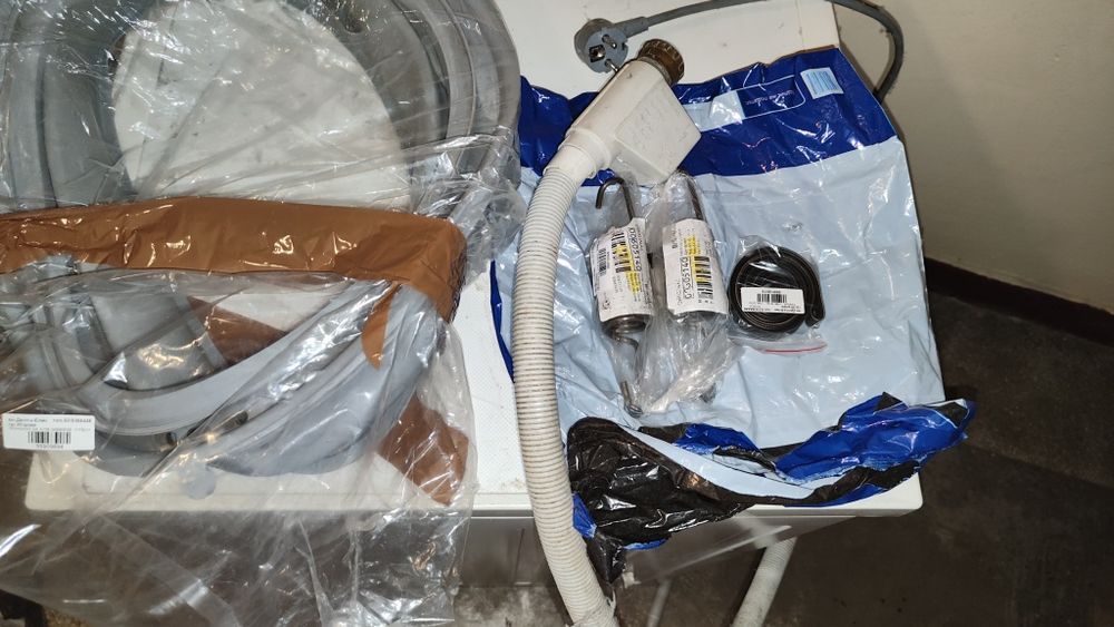 Пералня BOSCH Logixx, 8кг /ЦЯЛА - за части!/