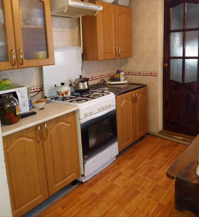 продается дом на первом участке