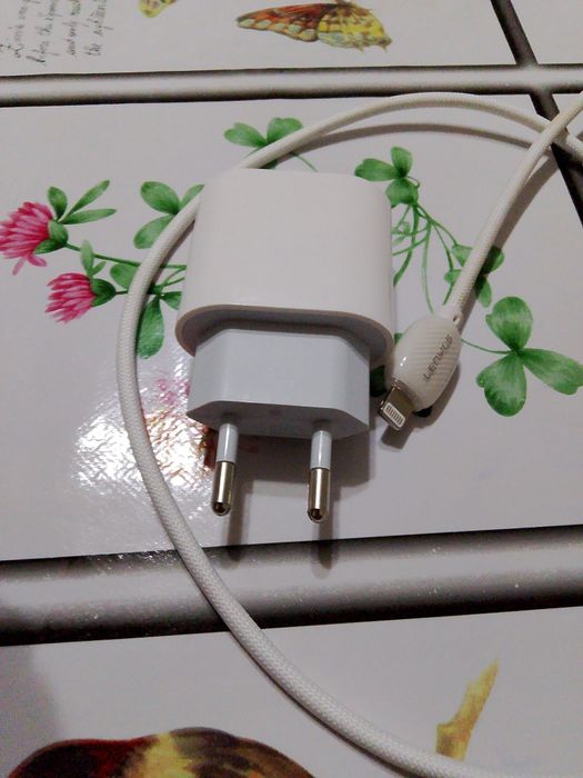 Айфонски адаптер