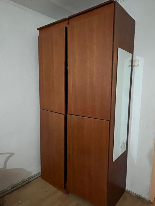 Шкаф срочно заберите