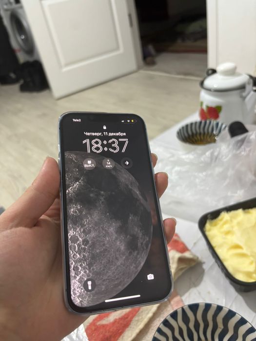 Айфон 14 голубой цвет