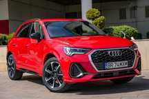 Audi Q3 Audi Q3 2.0Benzina 4x4 S-Line Plus Navi Far LED Piele Cutie Automata
