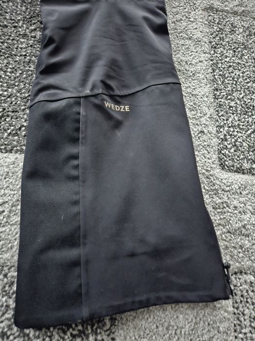 vând pantaloni de schi dama