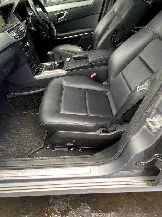 Dezmembrez mercedes e class w212 e220 om 651/far/bara/capota/stop/usa