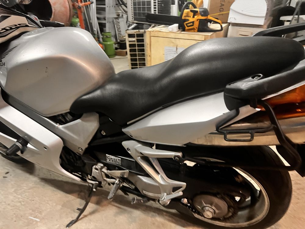 Продавам Honda VFR 800 ABS – 2002 г. Хонда