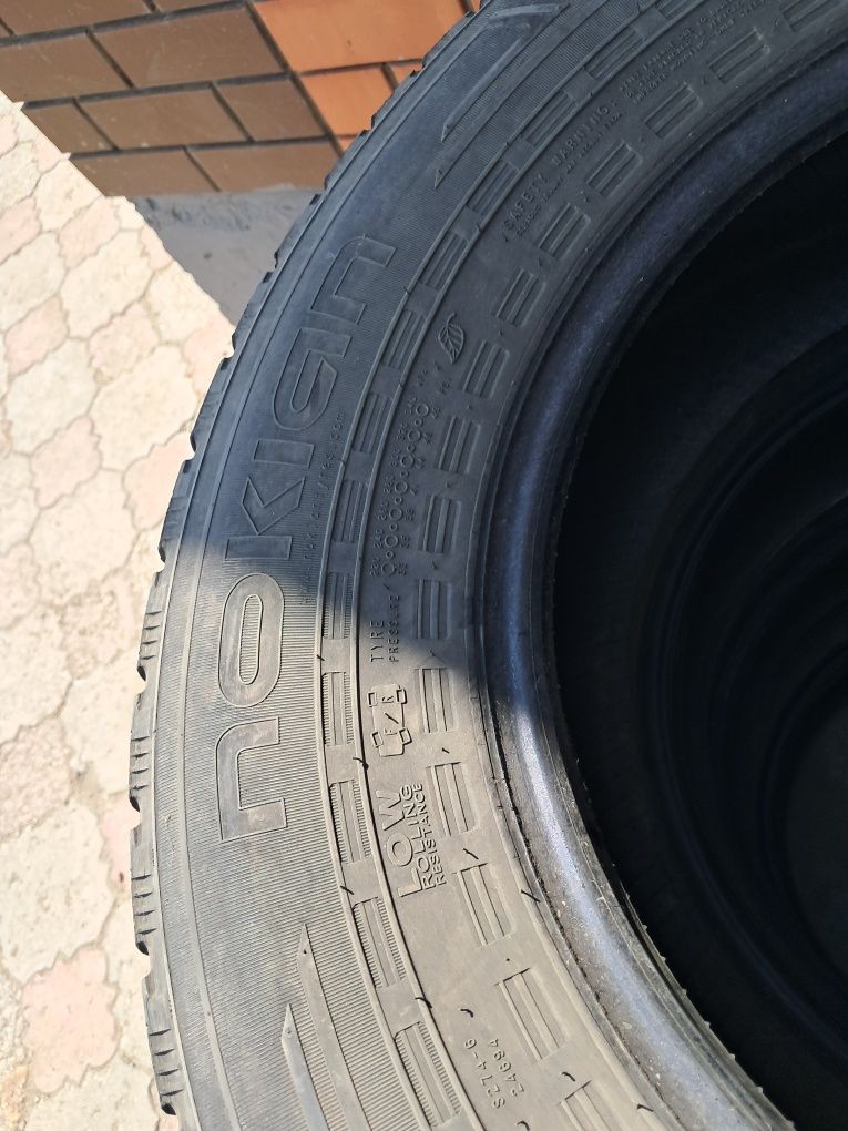 Продам шины бу 265.65.R17