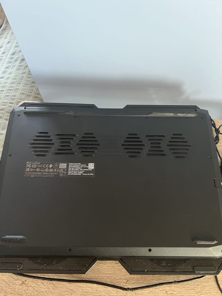 Vand/Schimb Laptop Gaming Lenovo RTX 2050 / Ryzen 5 / 32GB / SSD 1.5TB