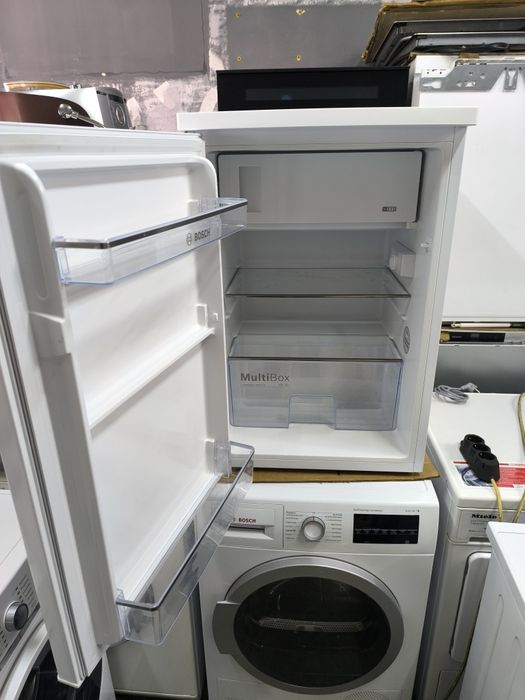 Хладилник с вътрешна камера Bosch KTL 15NW3A