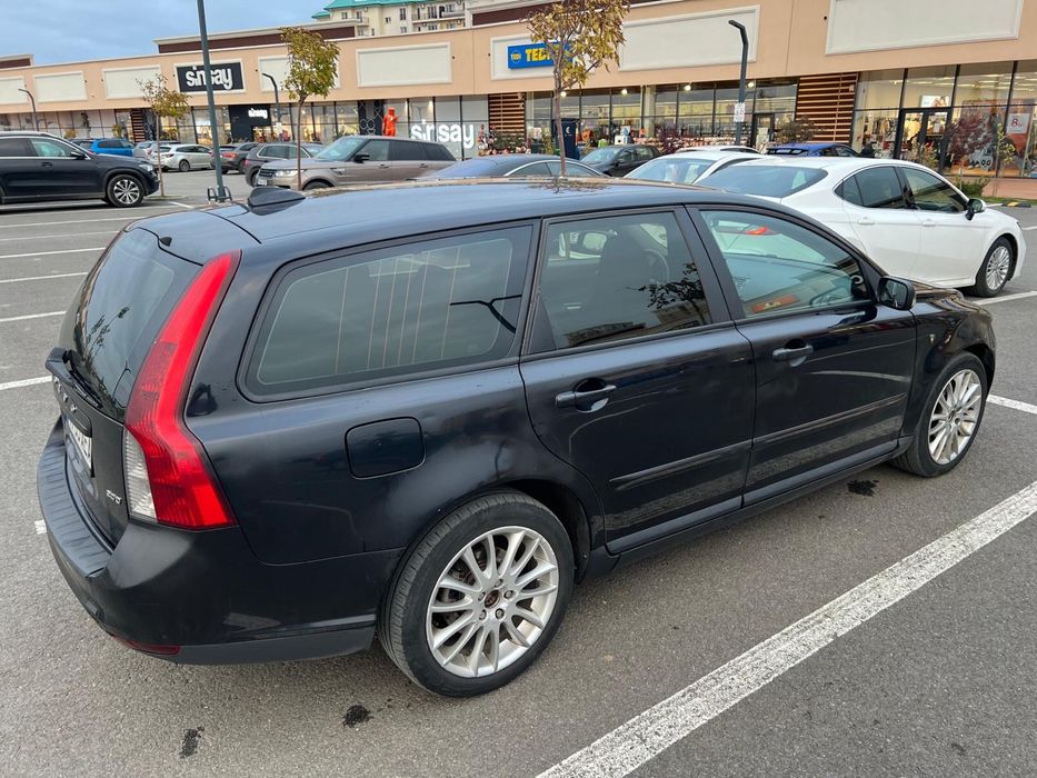 Vand  Volvo  V50