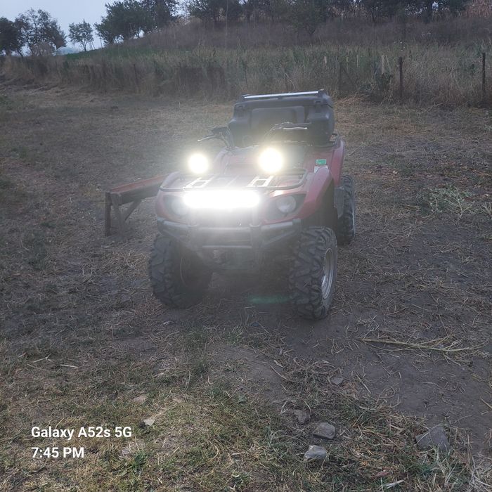 Vând ATV Yamaha grizzly de 660