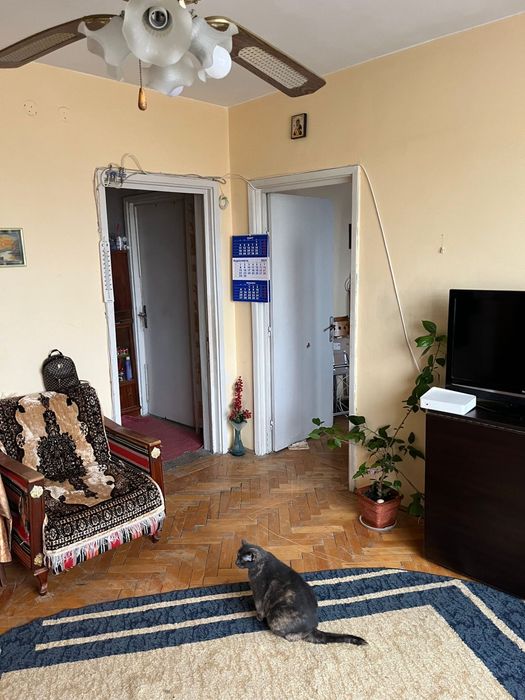 Vanzare apartament 3 camere