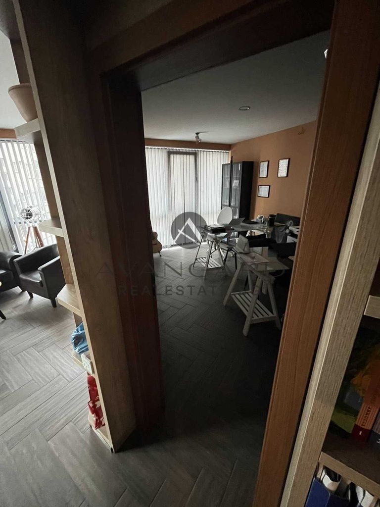Продава се Двустаен апартамент в Пловдив, Център - 78 кв.м за 2372 €/кв.м - Снимка #2