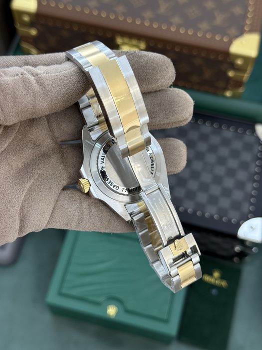 Rolex Sea-Dweller 43mm