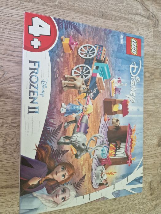 Конструктор LEGO Disney Frozen - Приключението на Елза с каляска(41166