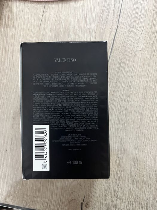 Парфюм Valentino UOMO BORN IN ROMA Intense