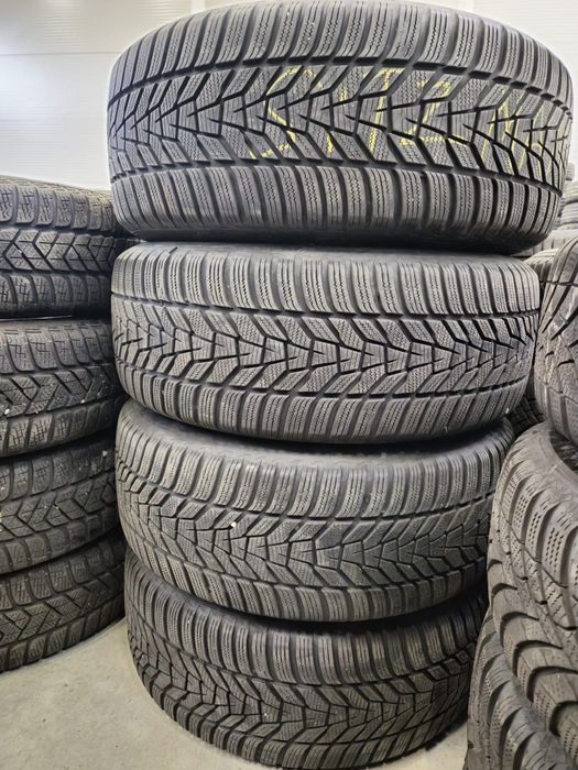 4 anvelope iarna Hankook 255 55 18 aproape noi