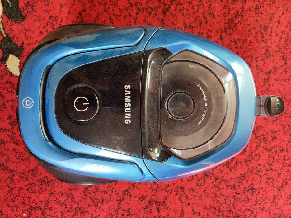 Пылесос Samsung SC18M31A0HU 1800W
