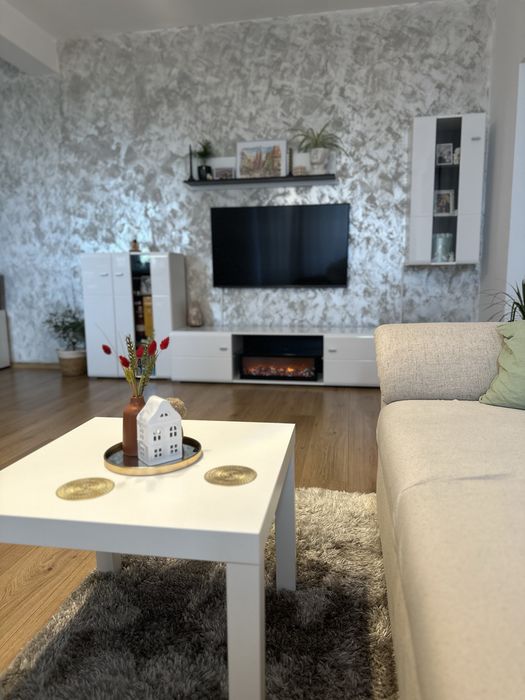 Proprietar Vand Apartament 2 camere complet mobilat