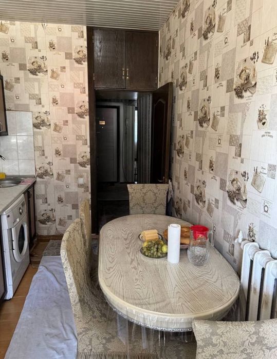 Срочно! Квартира на Себзар -Корзинка 3*4/3/9 общ пл 90м с обстановкой