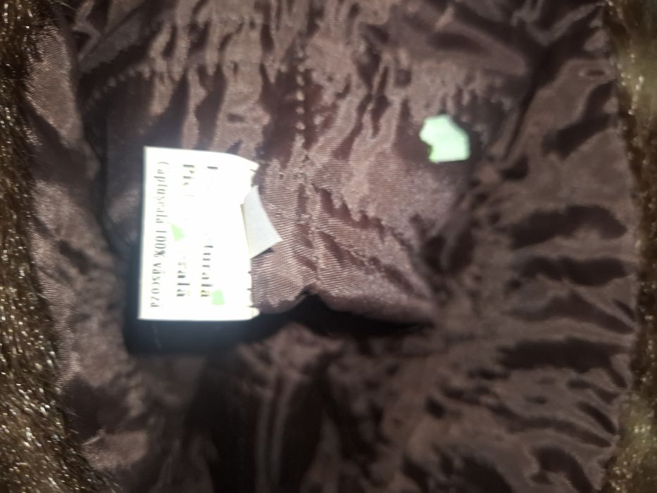 Caciula blana naturala din foca