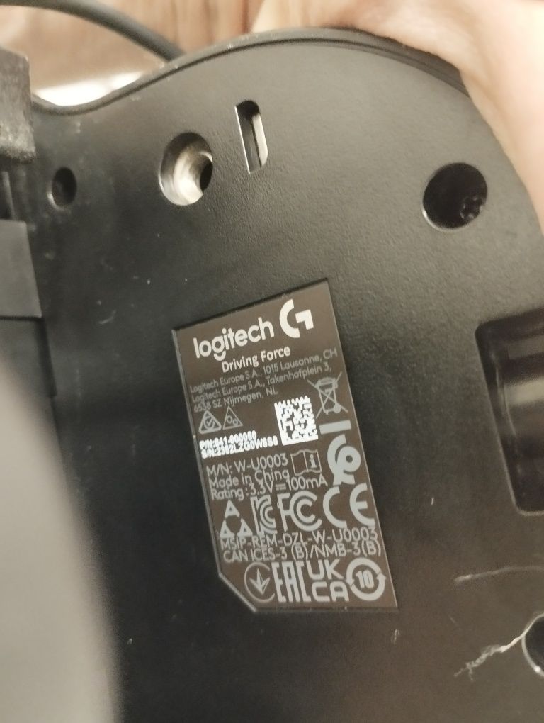 Logitech G29 DrivingForce + Shifter