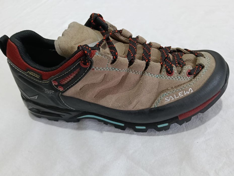 38,5 Salewa MTN Trainer Gore-tex masura 38,5