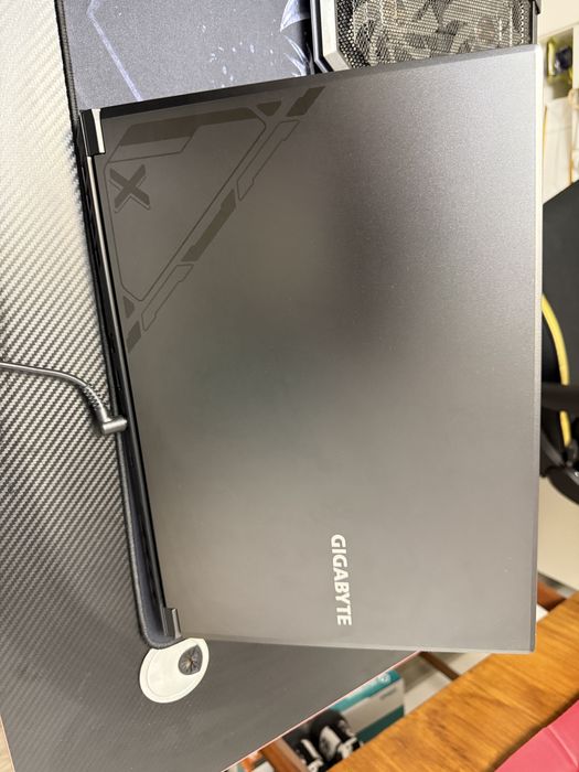 Laptop Gaming Gigabyte
