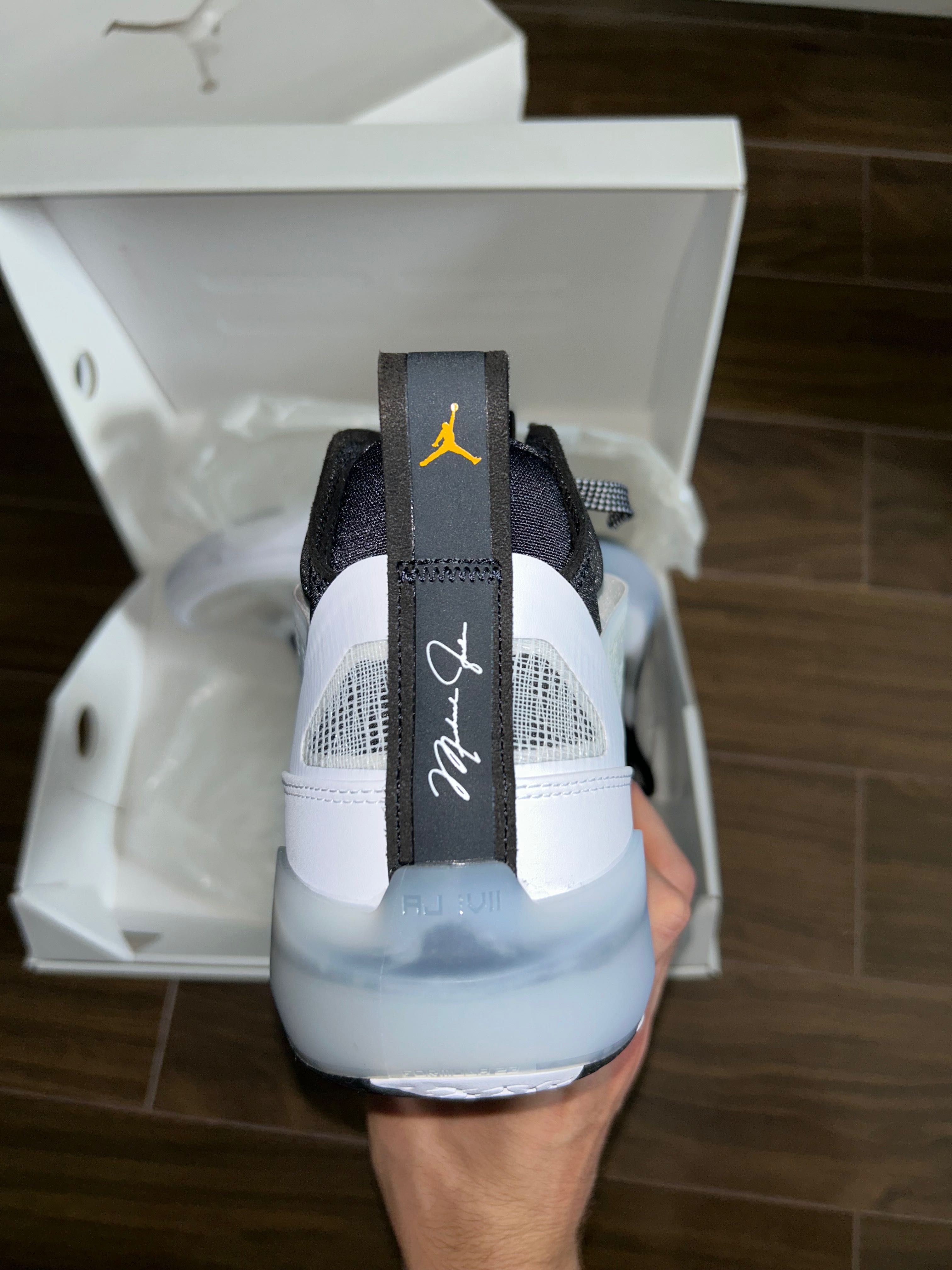 Jordan XXXVII Black and White